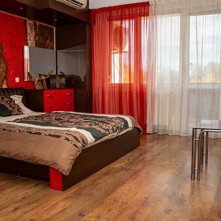 Vilhelmov'S Apartament Lukovit Dış mekan fotoğraf